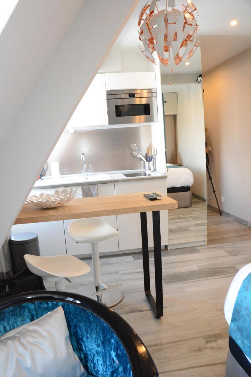 Guest house Eiffel Tower In Paris